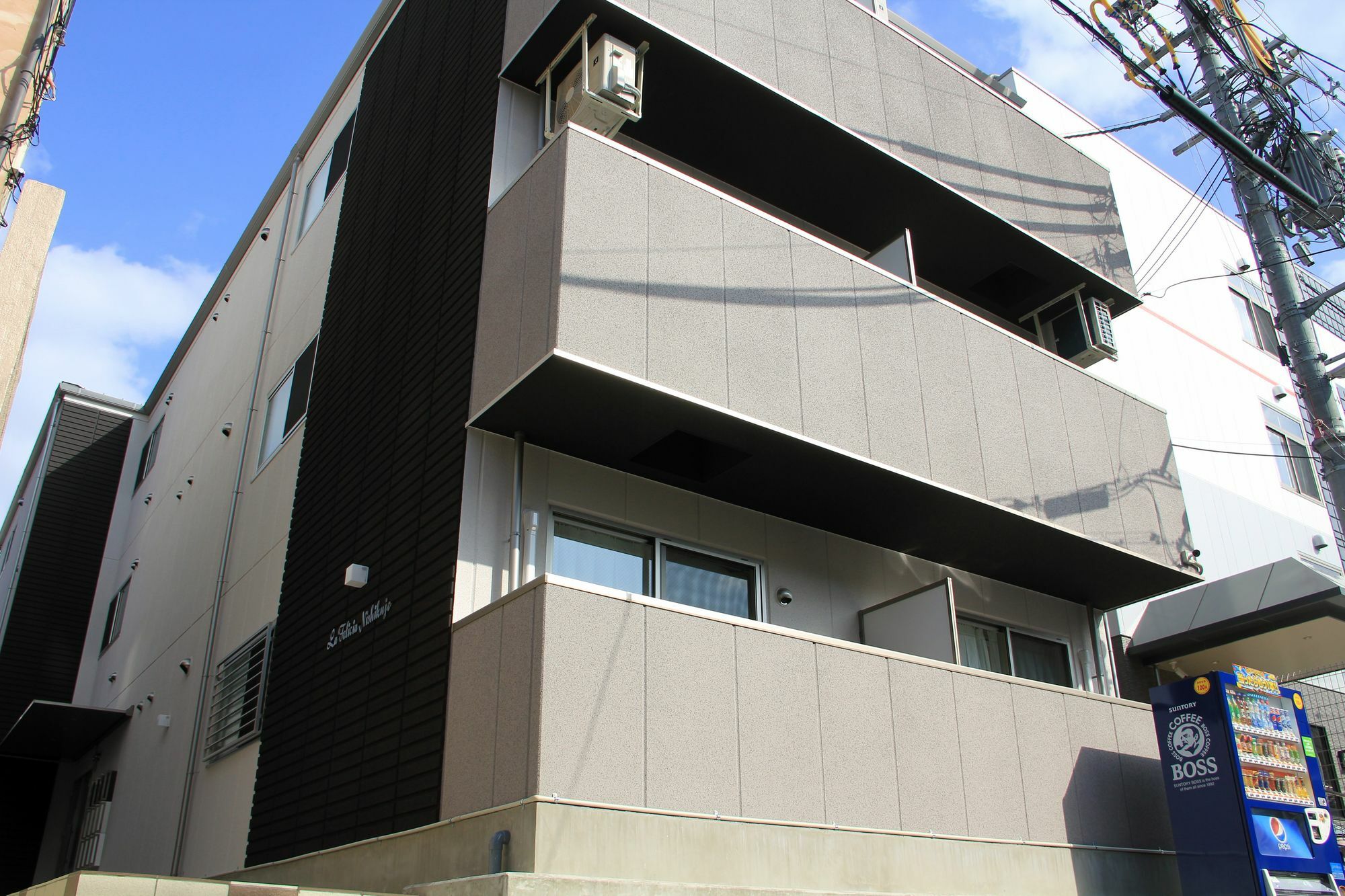 Universal Hotel Nishikujo Osaka Exteriör bild